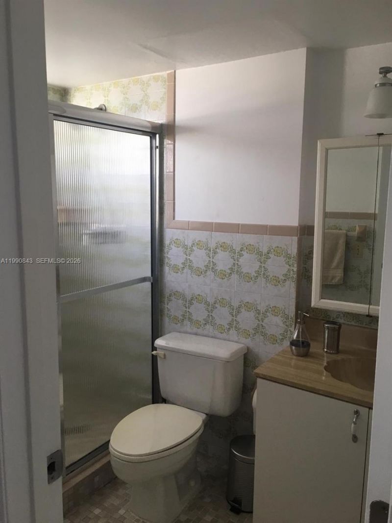 7601 Byron Ave , Unit 3A, Miami Beach, FL 33141 Photo