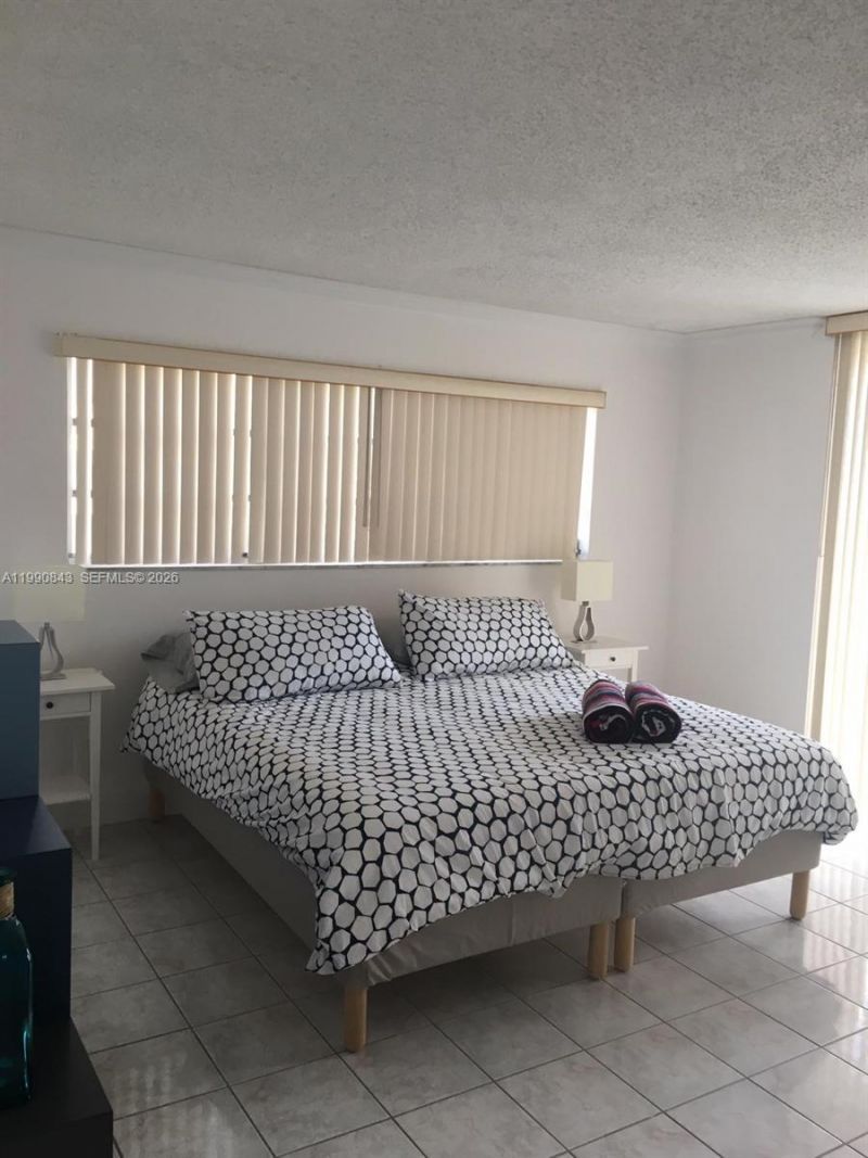 7601 Byron Ave , Unit 3A, Miami Beach, FL 33141 Photo