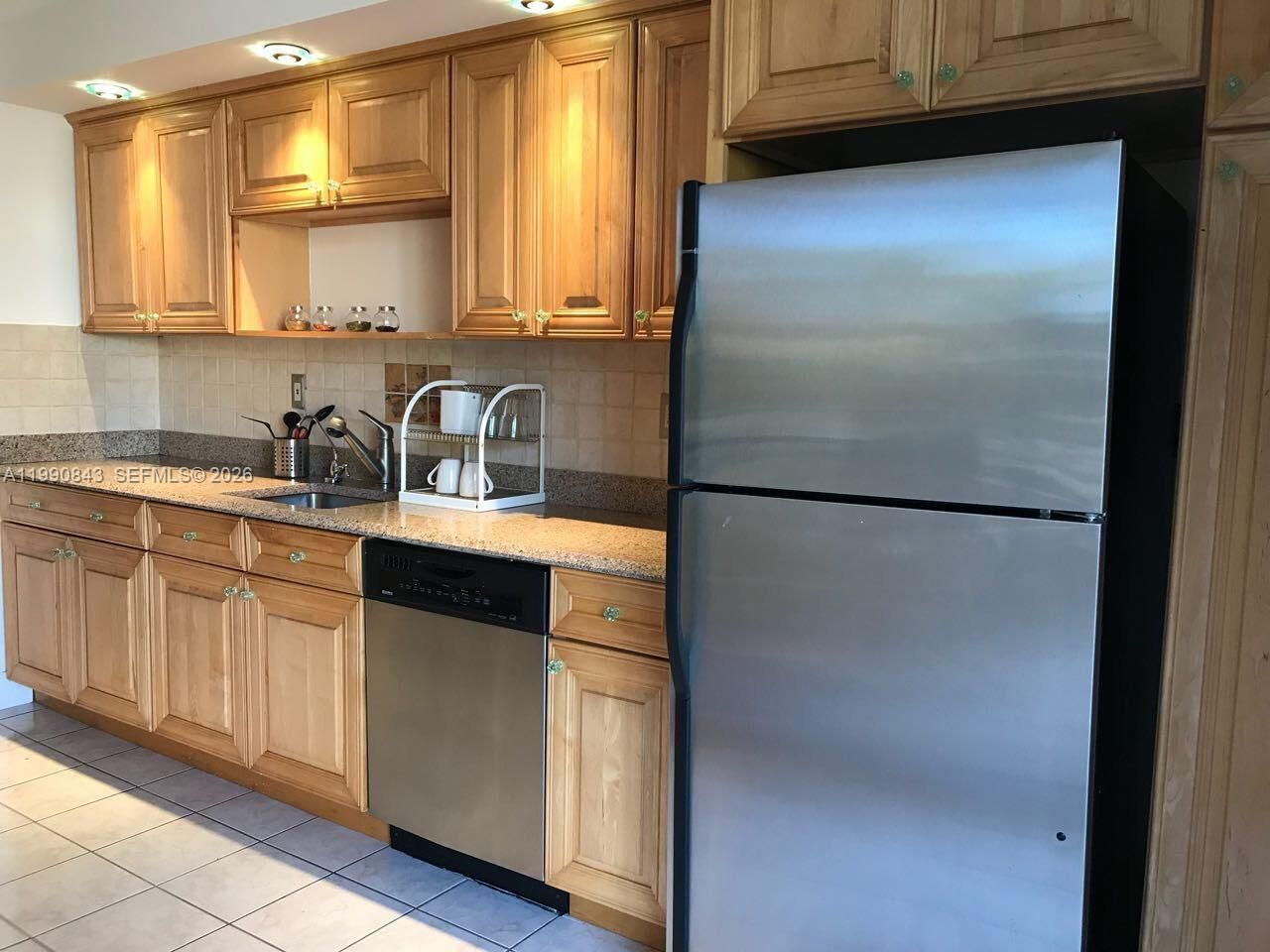 7601 Byron Ave , Unit 3A, Miami Beach, FL 33141 Photo