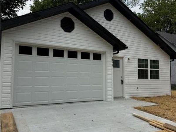 225 Garfield Street, Lebanon, MO 65536