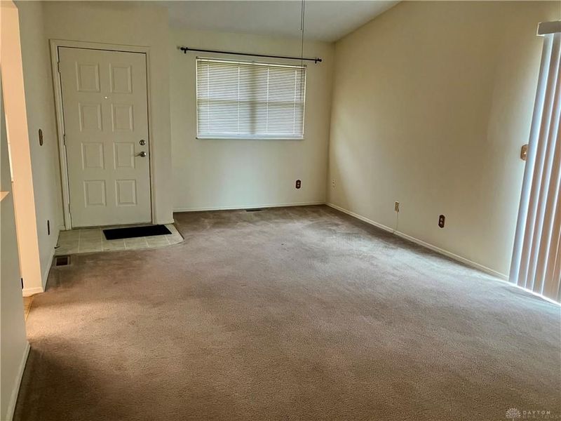 6240 Beacon Tree Court, Huber Heights, OH 45424 Photo 5