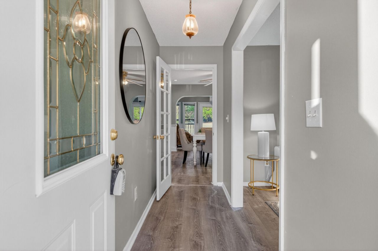 436 Old Fort Drive Photo 10