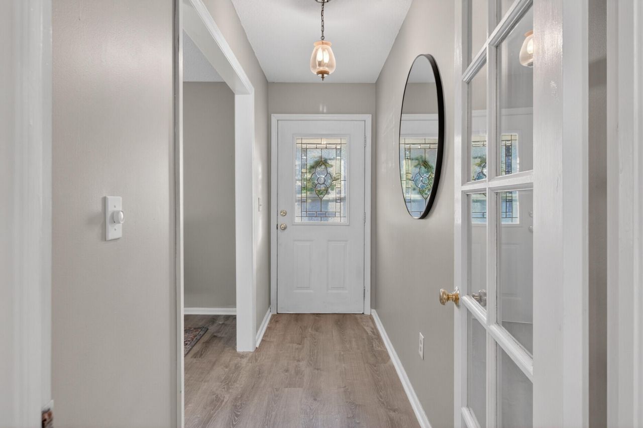 436 Old Fort Drive Photo 11