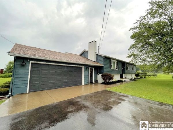 4616 Berry Road, Fredonia, NY 14063