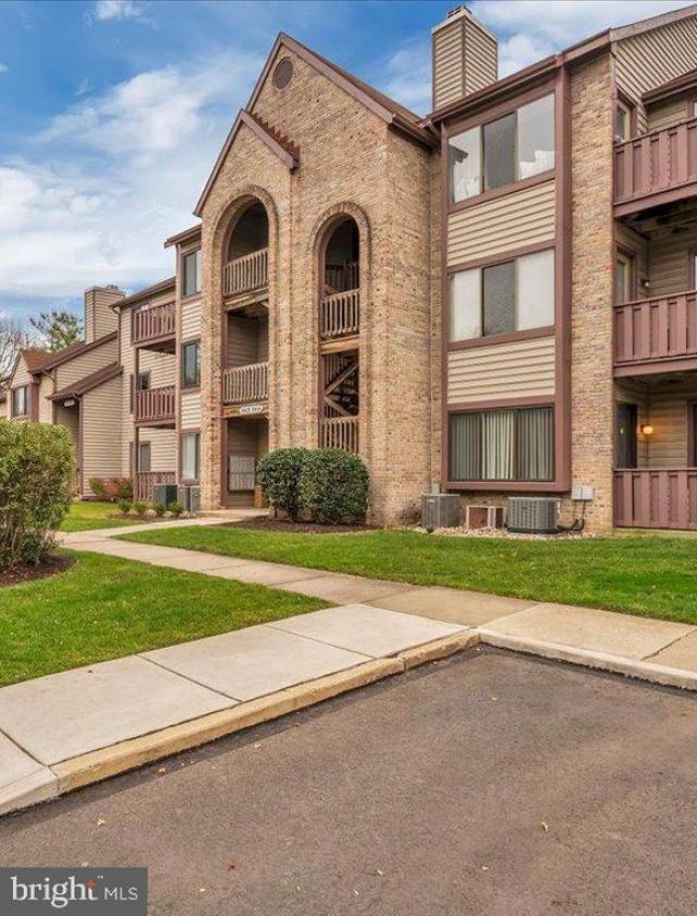 5011 B Dunbarton Road, Mount Laurel, NJ 08054 Main Photo