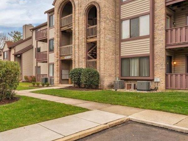 5011 B DUNBARTON ROAD, MOUNT LAUREL, NJ 08054