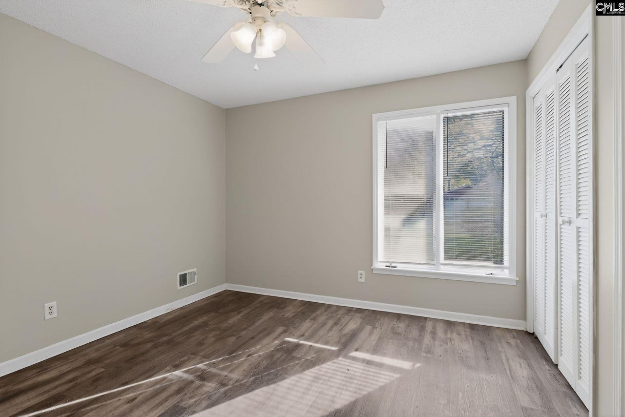 107 Sonning Road  Photo 24