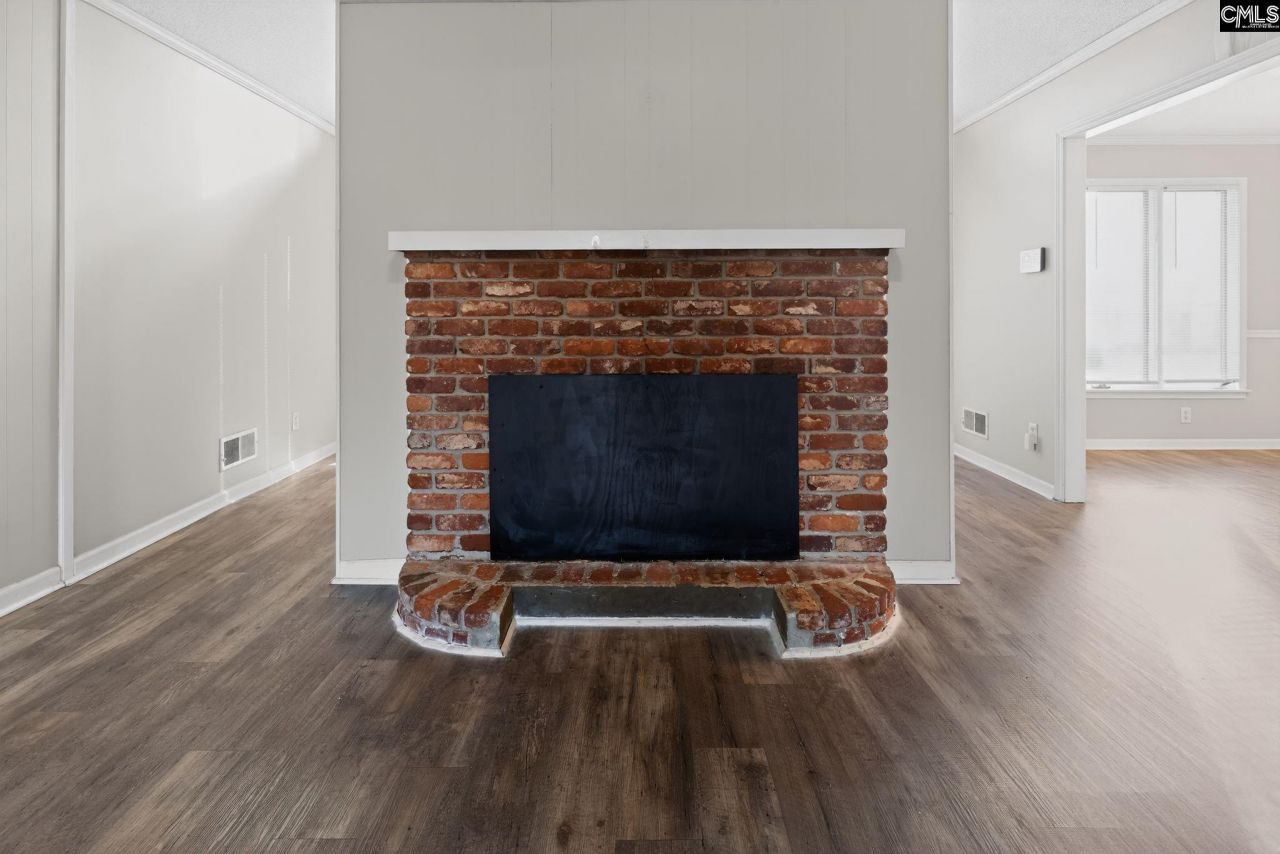 107 Sonning Road  Photo 31