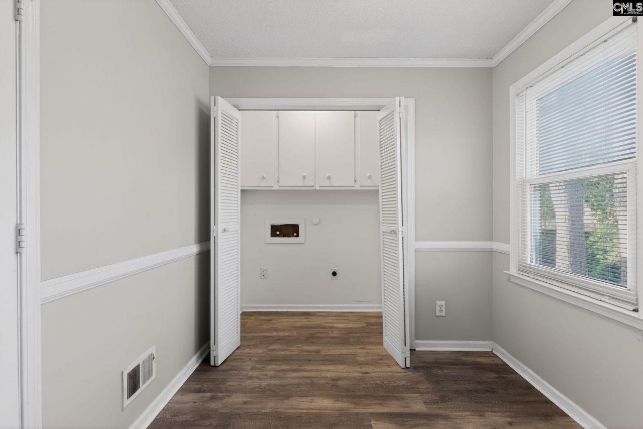 107 Sonning Road  Photo 32