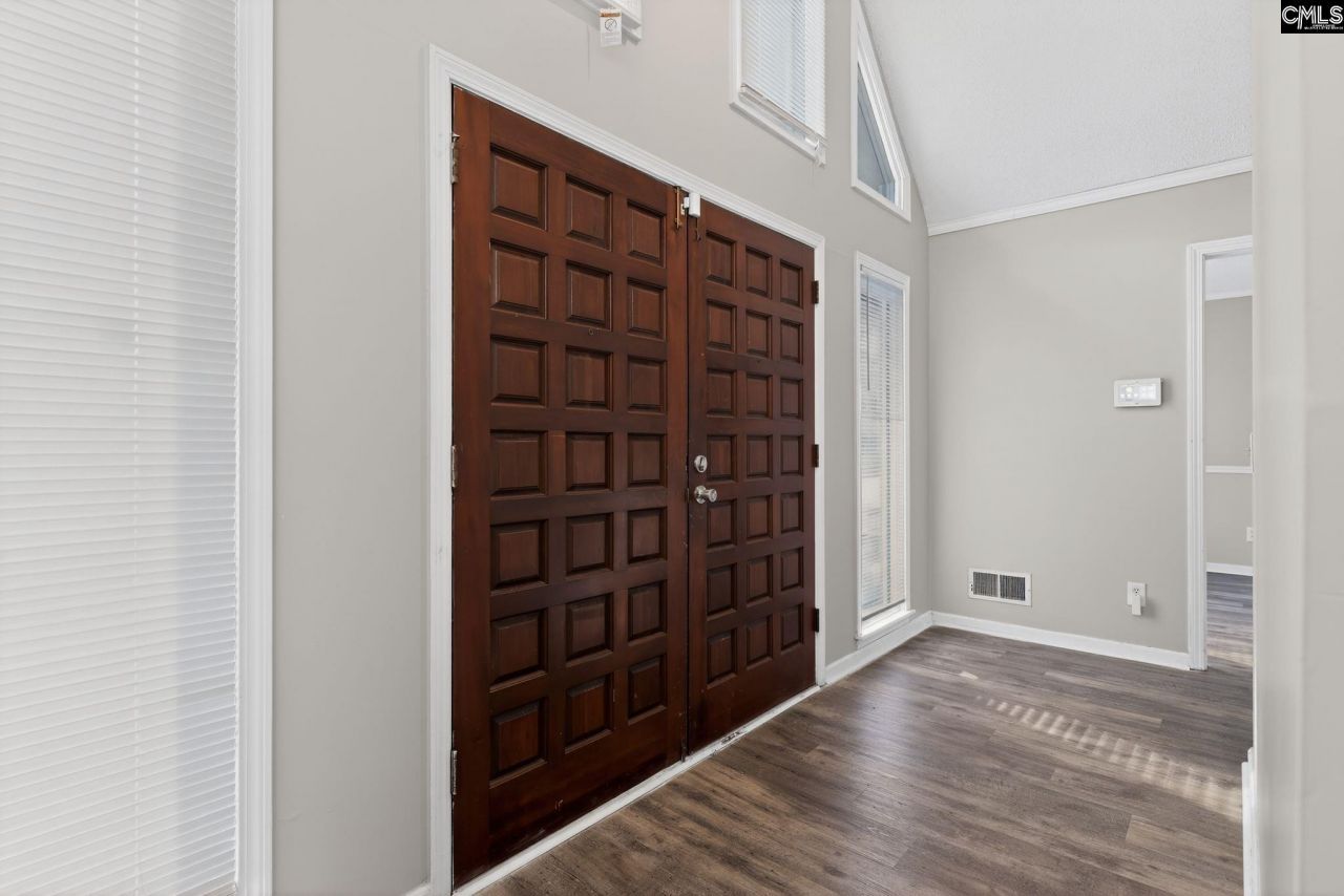 107 Sonning Road  Photo 8