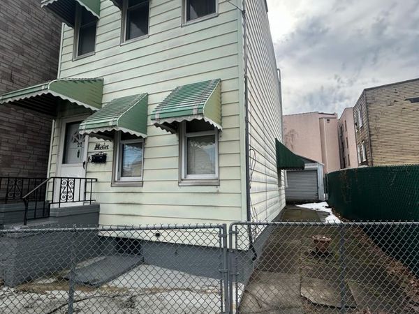 22 Woodland Avenue , Jersey City, NJ 07305