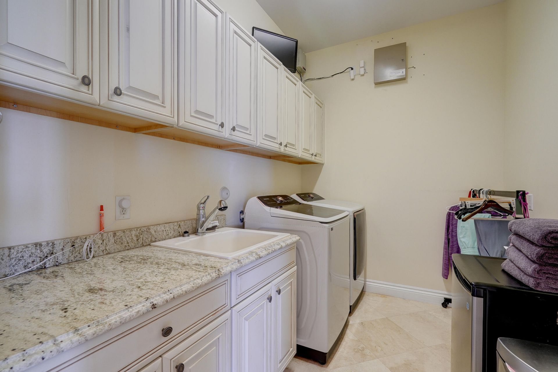 2775 Lake Drive, Singer Island, FL 33404 Photo