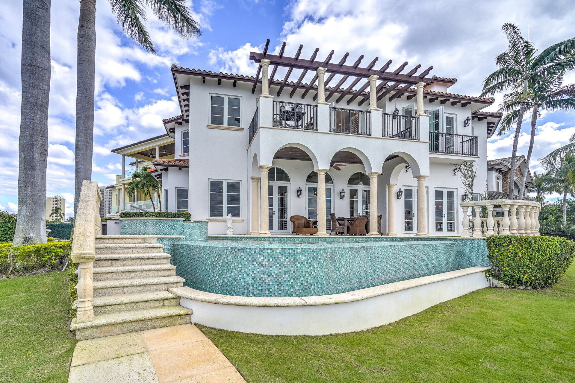 2775 Lake Drive, Singer Island, FL 33404 Photo