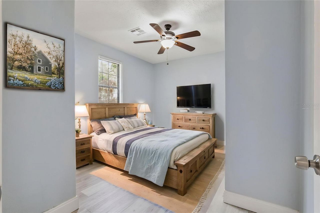 110 E Lauren Court, Fern Park, FL 32730 Photo