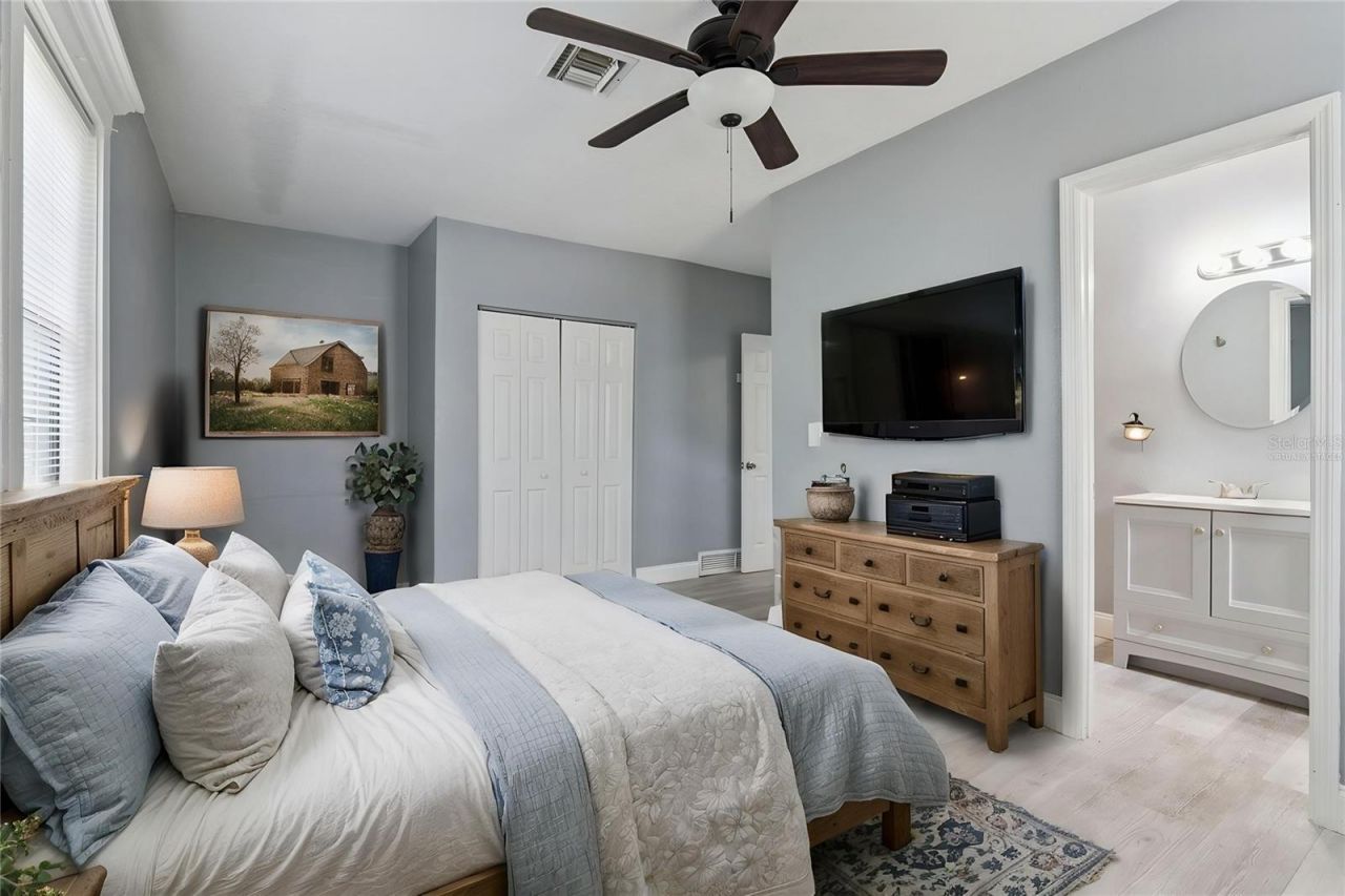 110 E Lauren Court, Fern Park, FL 32730 Photo