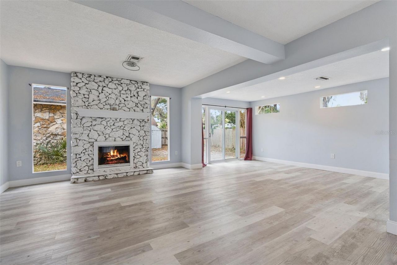 110 E Lauren Court, Fern Park, FL 32730 Photo