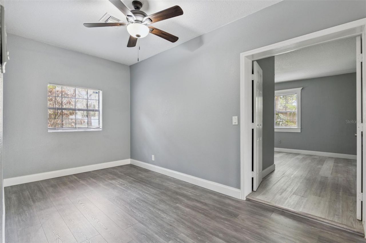 110 E Lauren Court , Fern Park, FL 32730 Photo