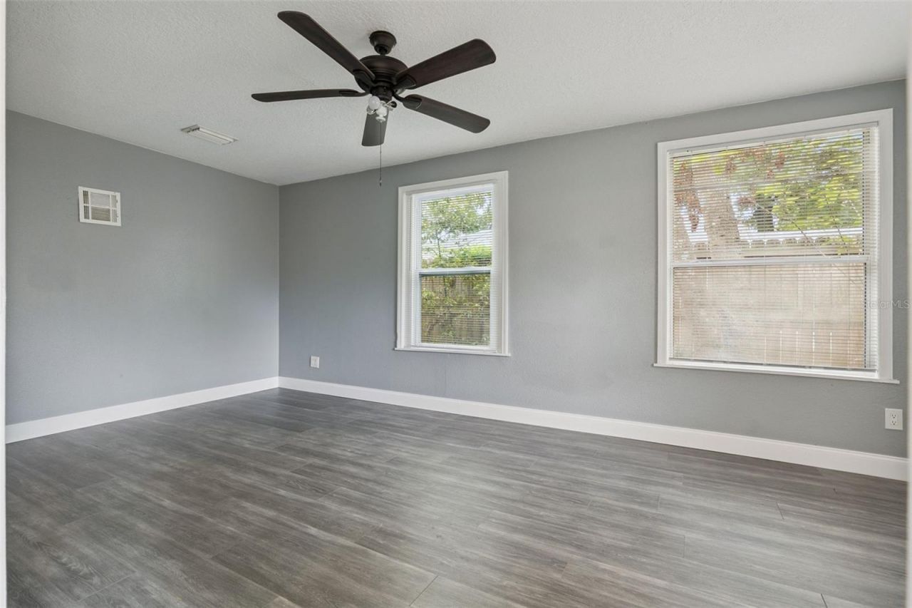 110 E Lauren Court , Fern Park, FL 32730 Photo