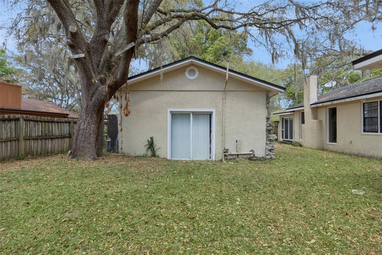 110 E Lauren Court, Fern Park, FL 32730 Photo