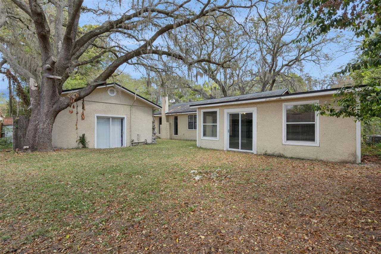 110 E Lauren Court , Fern Park, FL 32730 Photo