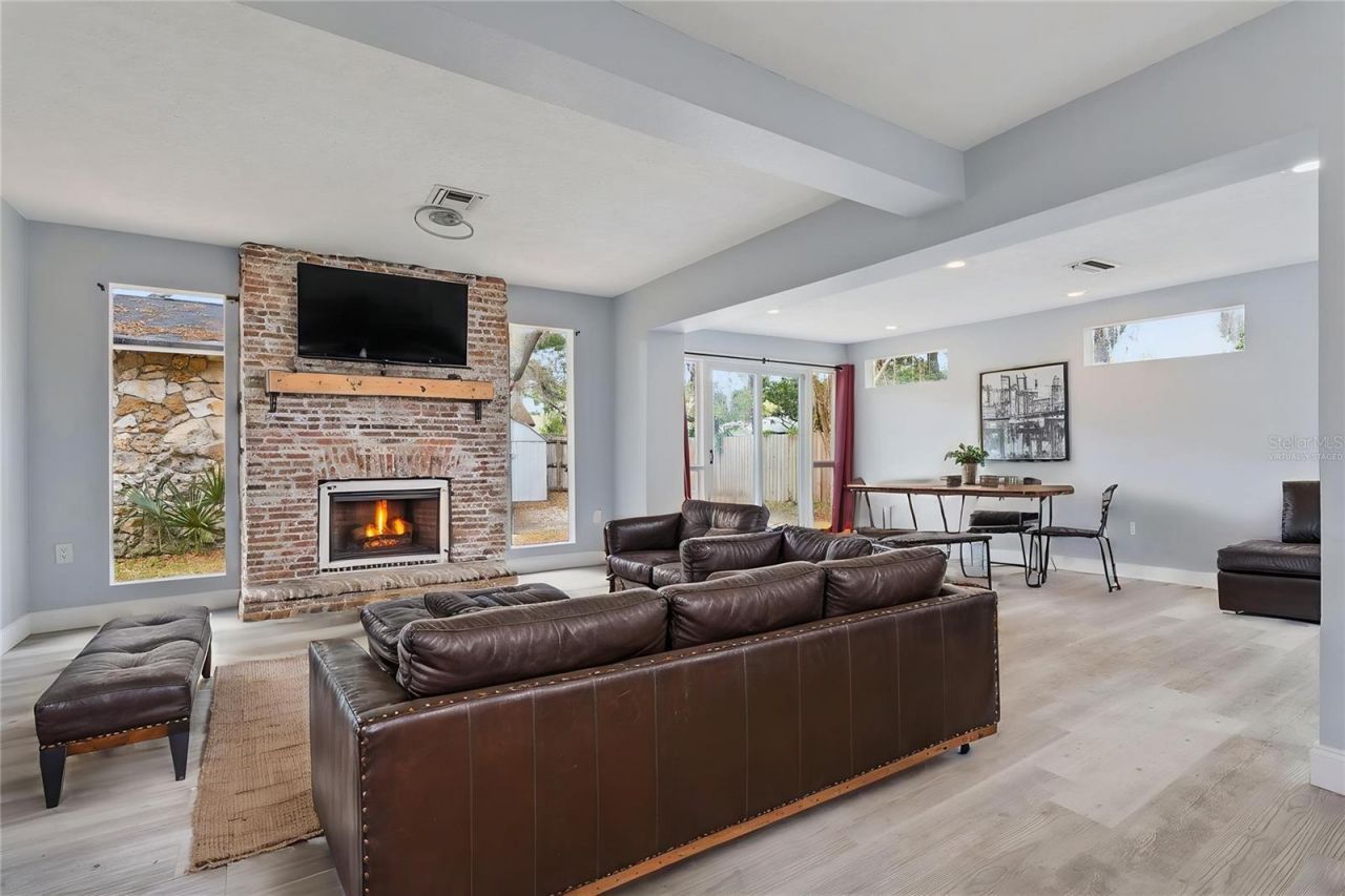 110 E Lauren Court, Fern Park, FL 32730 Photo