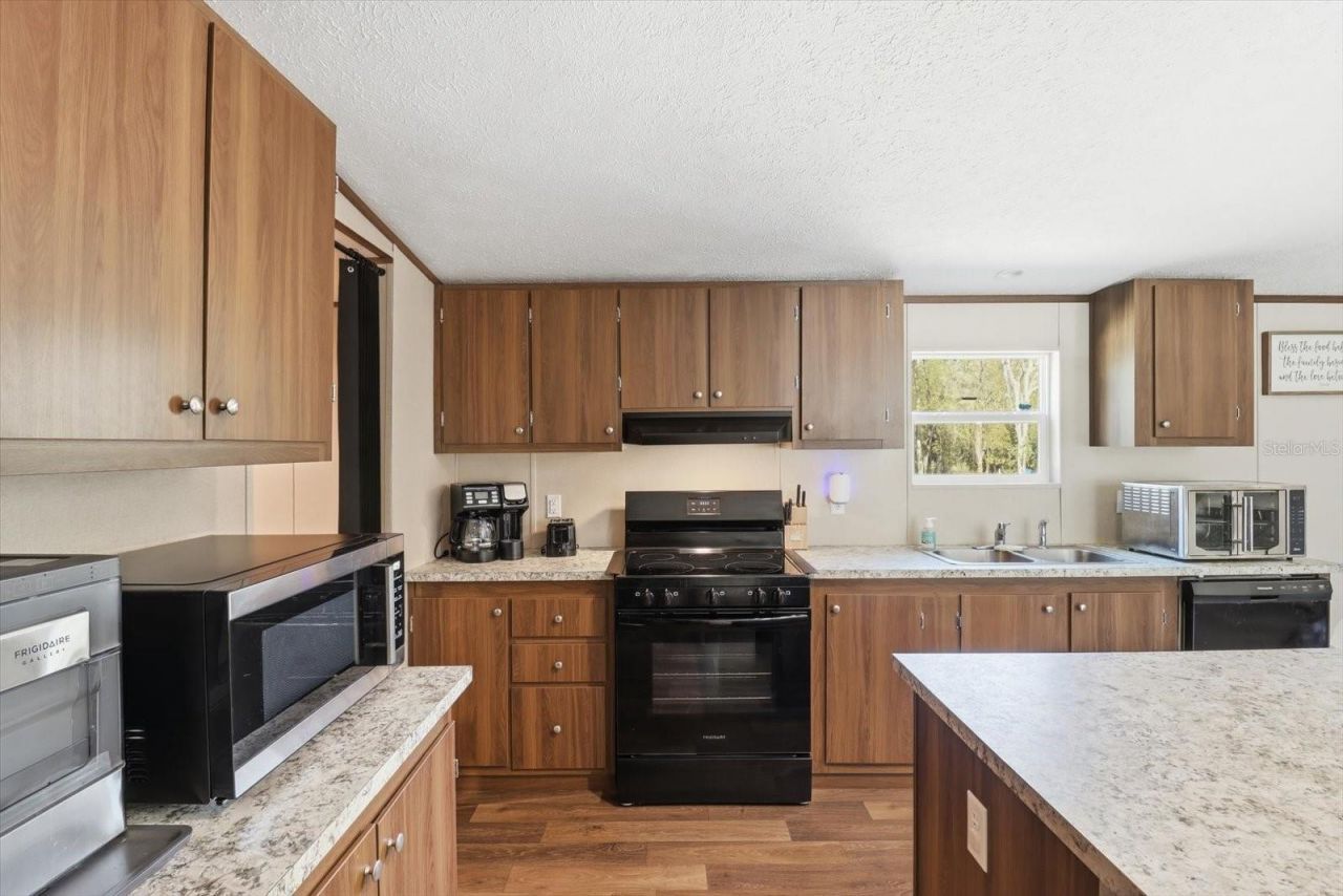 7290 NE 110th Avenue , Bronson, FL 32621 Photo