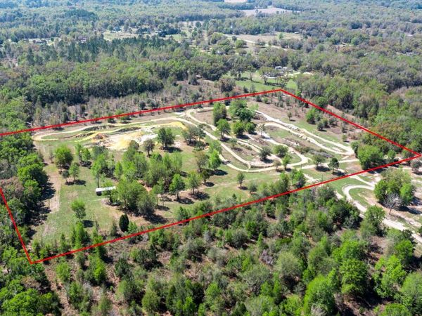 203 SW PIGEON COURT , FORT WHITE, FL 32038