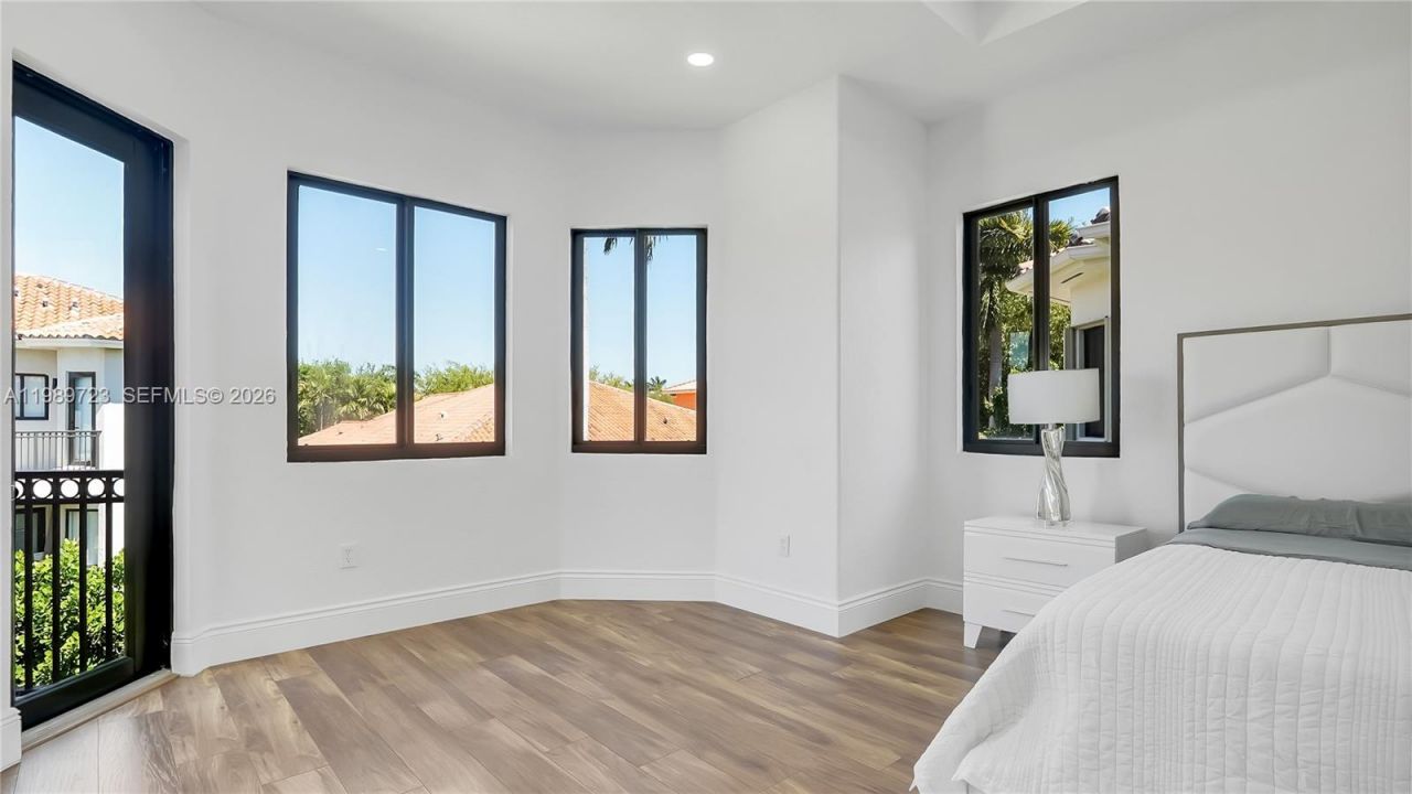 7965 SW 195th St, Cutler Bay, FL 33157 Photo