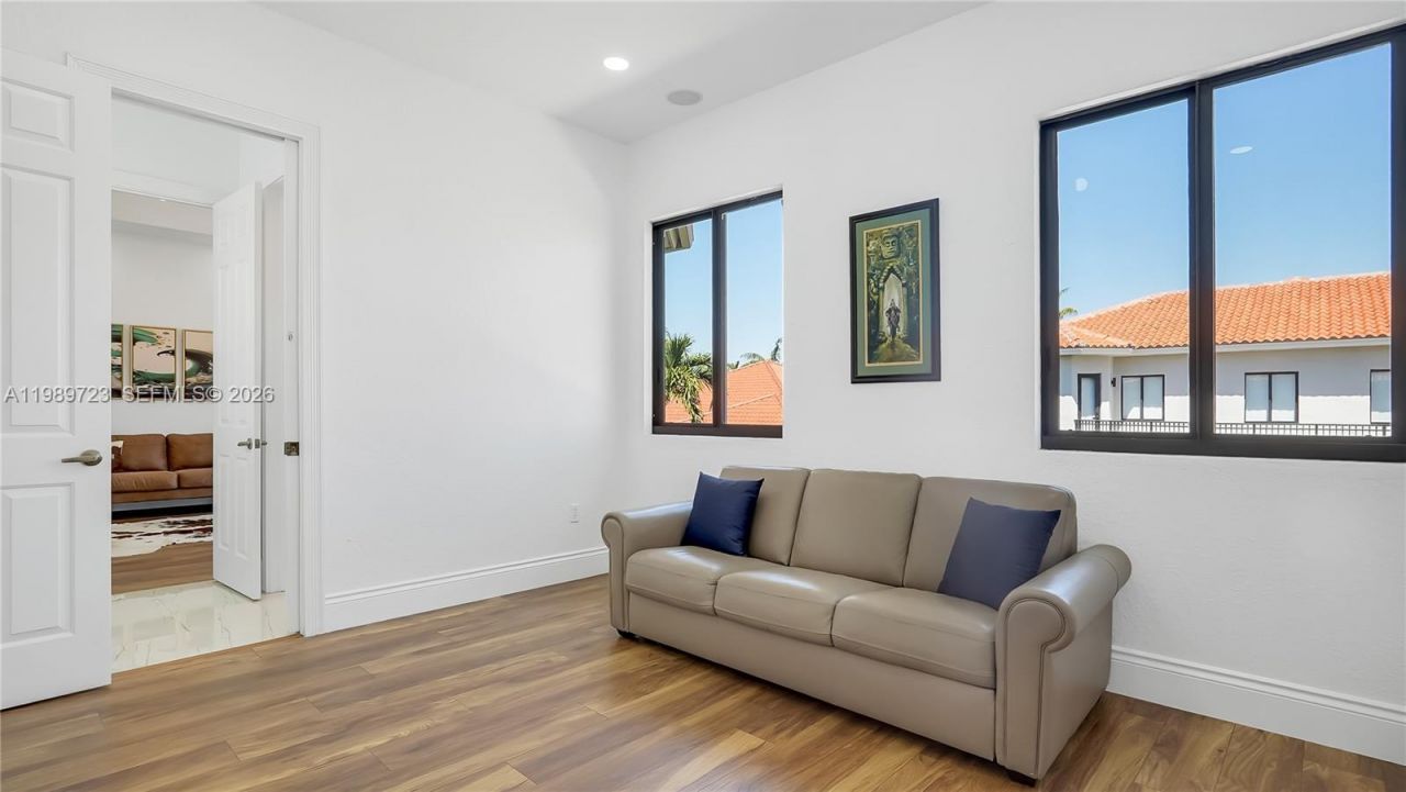 7965 SW 195th St, Cutler Bay, FL 33157 Photo