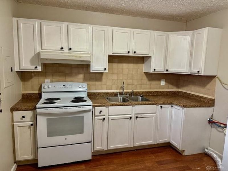 4162 Redonda Lane, Trotwood, OH 45416 Photo 8