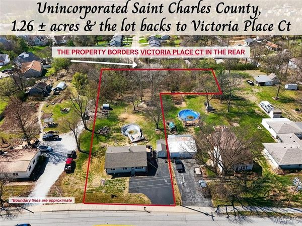 839 Caulks Hill Road, St Charles, MO 63304