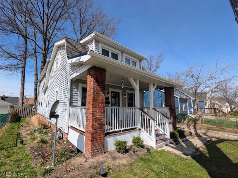 1902 Harding Drive, Wickliffe, OH 44092 Photo 1