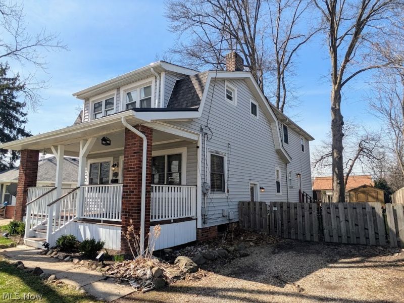 1902 Harding Drive, Wickliffe, OH 44092 Photo 3