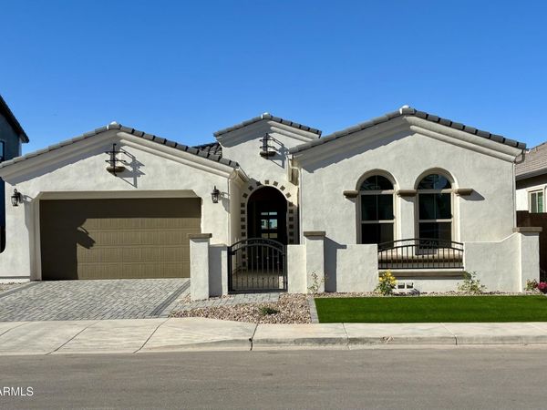 1193 E PALM BEACH Drive, Chandler, AZ 85249
