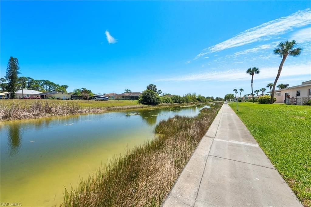 712 Joel Blvd, Lehigh Acres, FL 33936 Photo