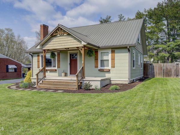 4238 Ivanhoe Street, Kingsport, TN 37660