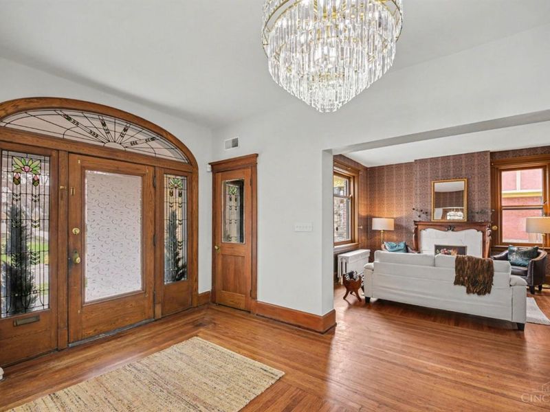 3051 Fairfield Avenue, Cincinnati, OH 45206 Photo 4