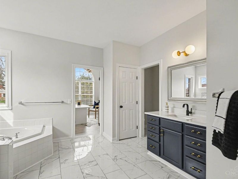 745 Compton Road, Cincinnati, OH 45231 Photo 20