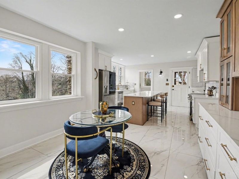 740 N Fred Shuttlesworth Circle, Cincinnati, OH 45229 Photo 13