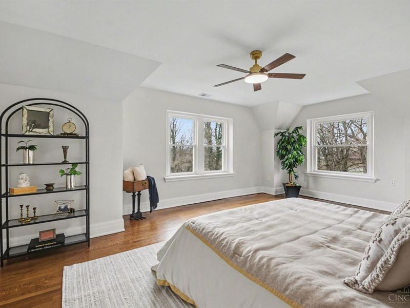 740 N Fred Shuttlesworth Circle, Cincinnati, OH 45229 Photo 27