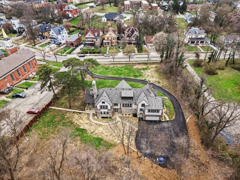 740 N Fred Shuttlesworth Circle, Cincinnati, OH 45229 Photo 40