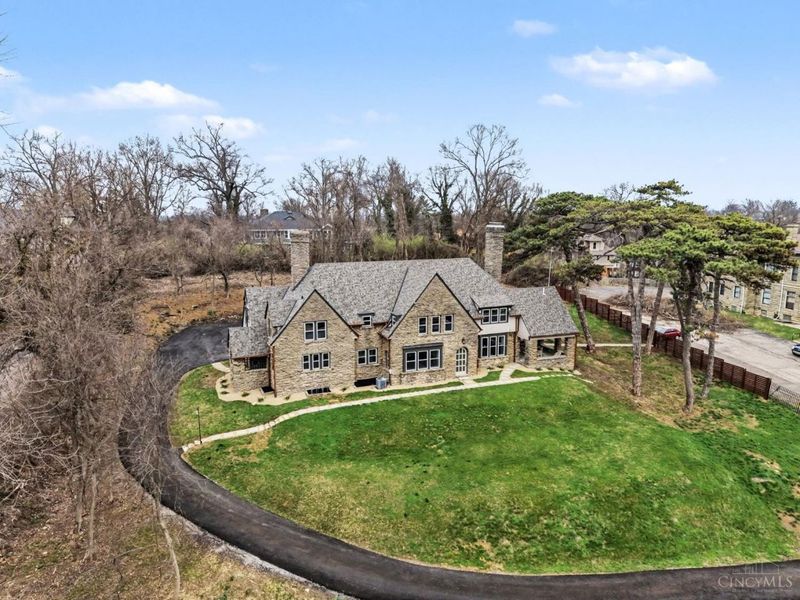 740 N Fred Shuttlesworth Circle, Cincinnati, OH 45229 Photo 42