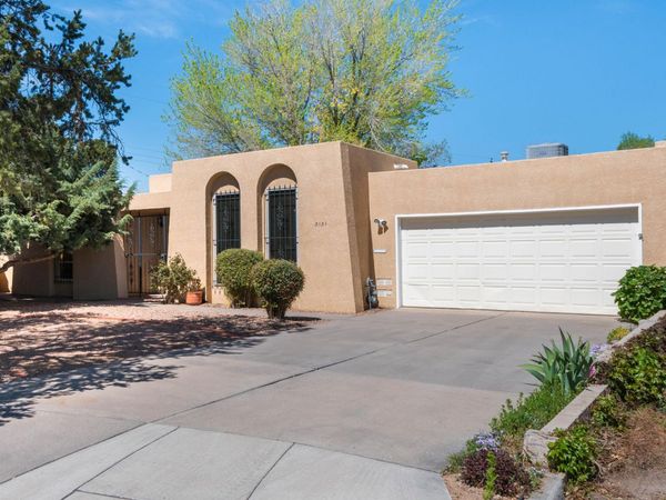 3131 La Ronda Place NE, Albuquerque, NM 87110