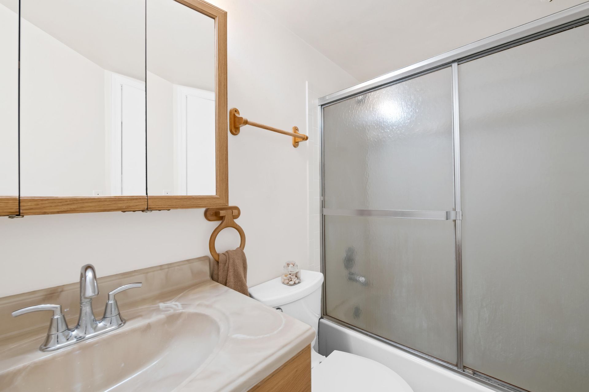 5570 Lakeside Drive, Unit 102, Margate, FL 33063 Photo