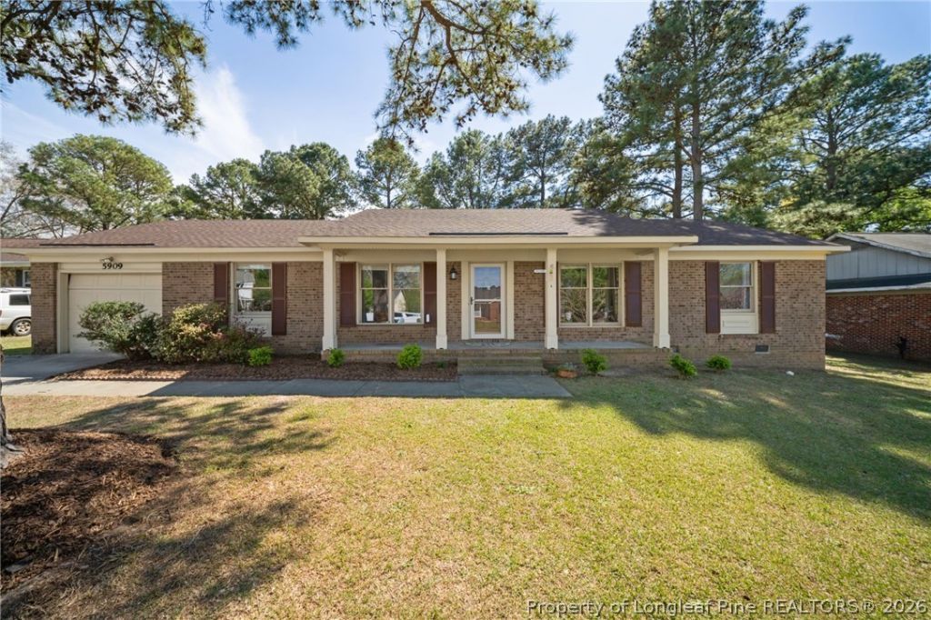 5909 Waterdale Court, Fayetteville, NC 28304 Main Photo