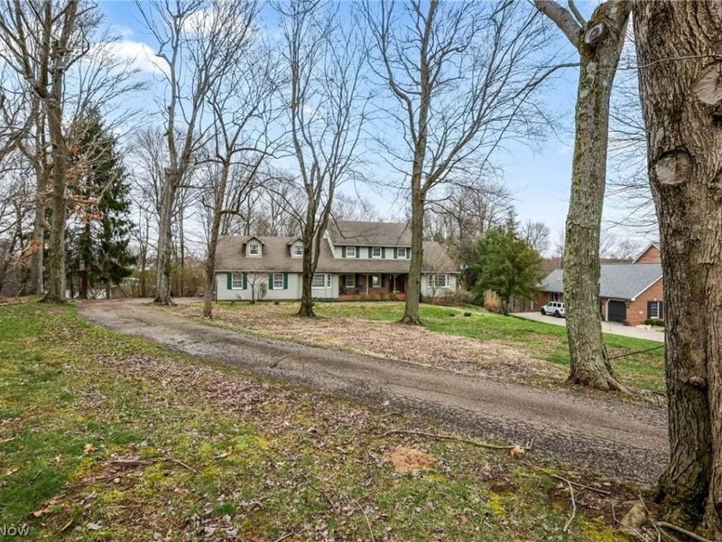 1760 Innisbrook Lane, Zanesville, OH 43701 Photo 2