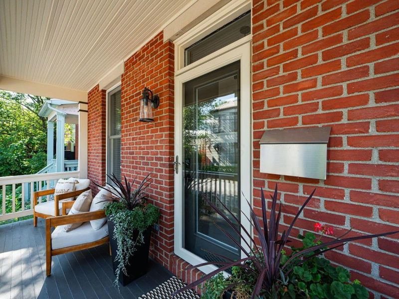 53 E Prescott Street, Columbus, OH 43215 Photo 2