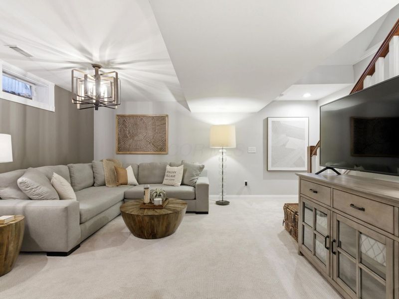 53 E Prescott Street, Columbus, OH 43215 Photo 38