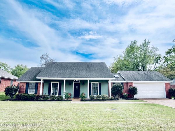 3018 Windwood Circle, Flowood, MS 39232