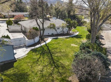 3325 E Hidden Valley Drive, Reno, NV 89502 Photo